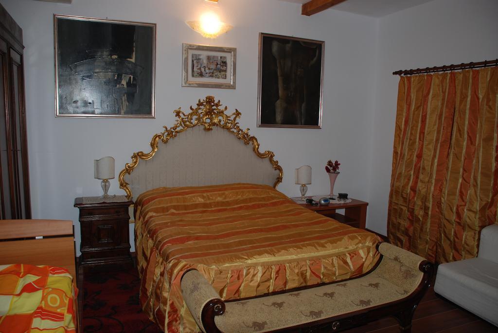 Villa Giulia Islaz Cameră foto